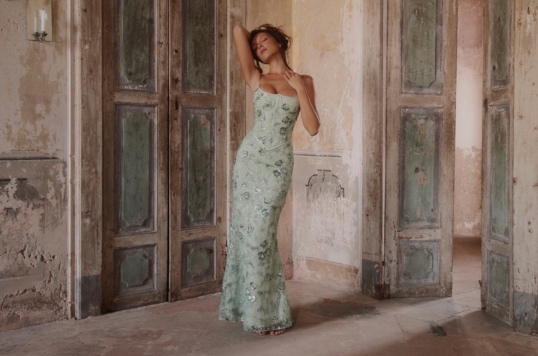 img-portrait-15-right