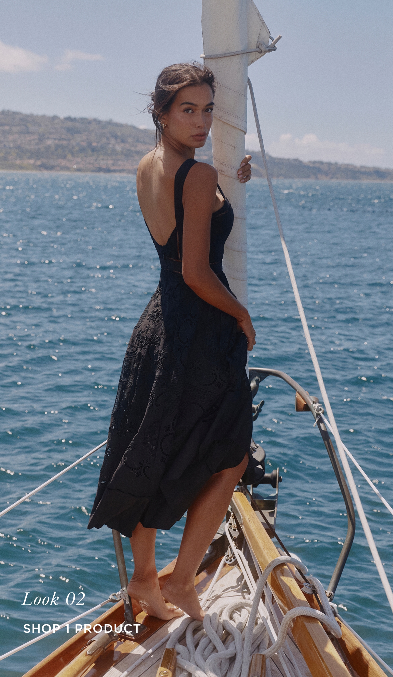 Look Look 02