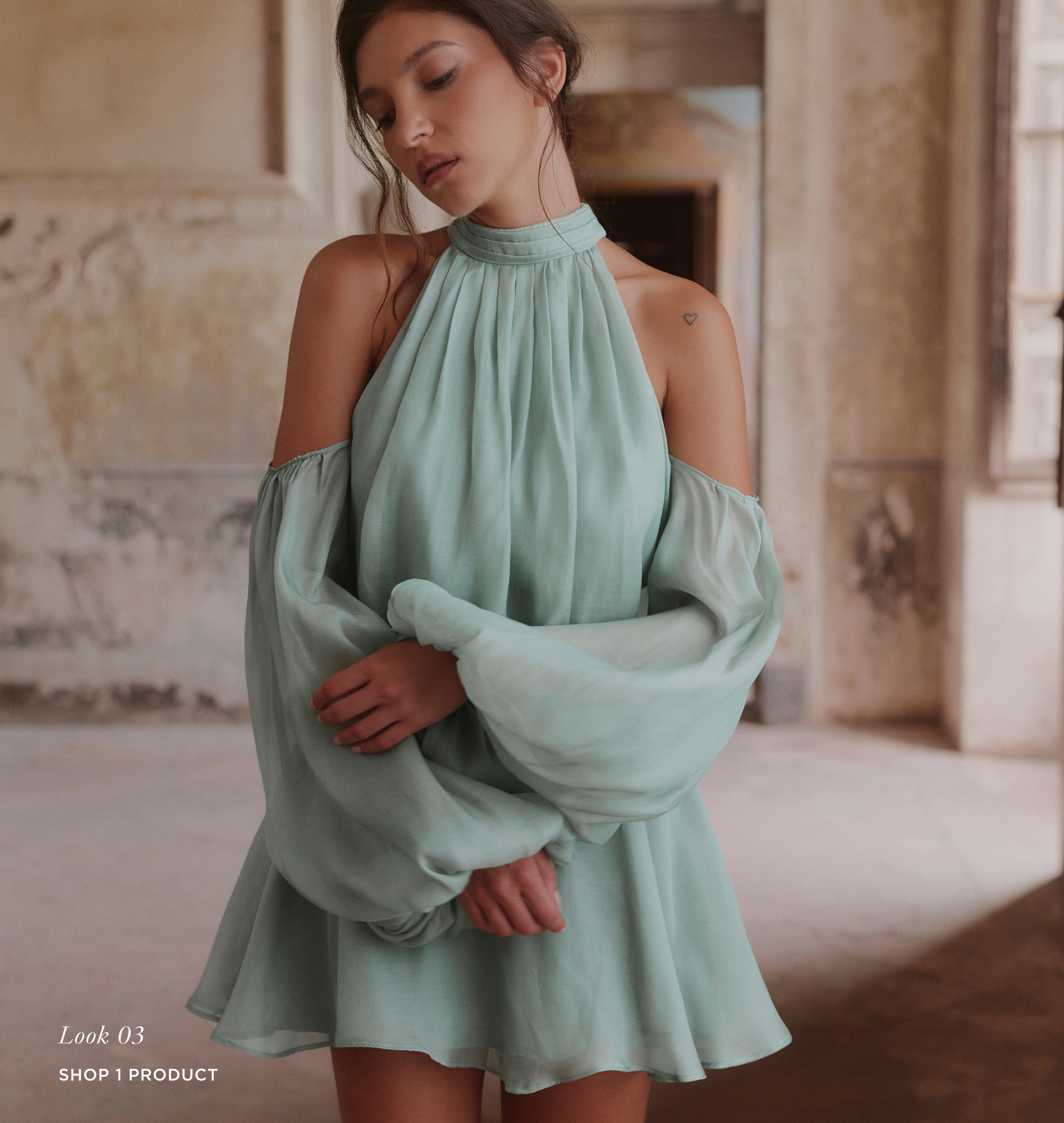 Look Look 03